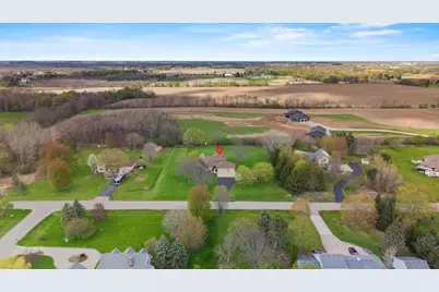 3022 Fairwinds Drive, Neenah, WI 54956 - Photo 75