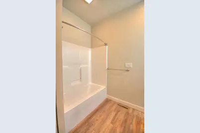 4499 Trasino Way, Appleton, WI 54913 - Photo 7