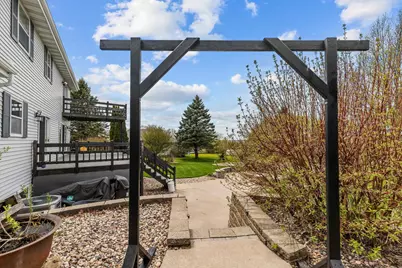 W8078 Hillcrest Court, Hortonville, WI 54944 - Photo 71