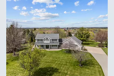 W8078 Hillcrest Court, Hortonville, WI 54944 - Photo 3