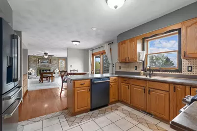 W8078 Hillcrest Court, Hortonville, WI 54944 - Photo 33