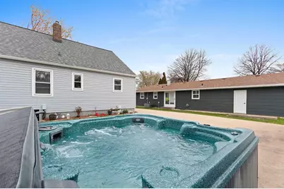 1299 Desnoyers Street, Green Bay, WI 54303 - Photo 35