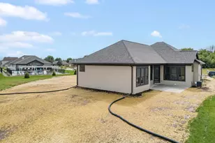 1624 N Honeysuckle Circle, De Pere, WI 54115 - Photo 61