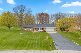 2504 Stonegate Dr, Suamico, WI 54313 - Photo 59