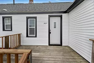 307 Ogden St, Marinette, WI 54143 - Photo 7