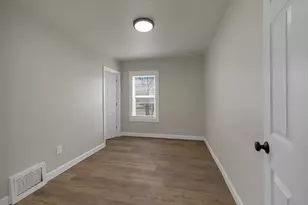 307 Ogden St, Marinette, WI 54143 - Photo 17