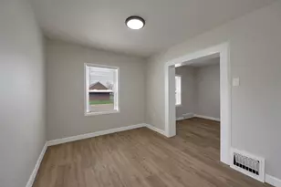 307 Ogden St, Marinette, WI 54143 - Photo 25
