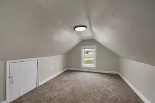 307 Ogden St, Marinette, WI 54143 - Photo 29