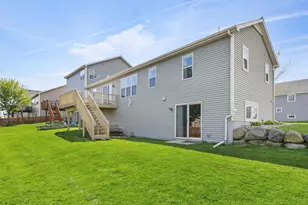 9332 Harvest Moon Ln, Madison, WI 53593 - Photo 7