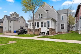 714 Metoxen Ave, Kaukauna, WI 54130 - Photo 3