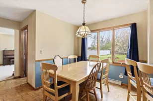 917 E Kramer Ln, Appleton, WI 54915 - Photo 17