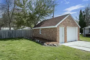 1621 11th Ave, Green Bay, WI 54304 - Photo 7