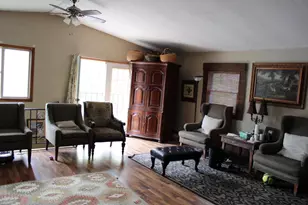212 Highview Ave, Shawano, WI 54166 - Photo 5