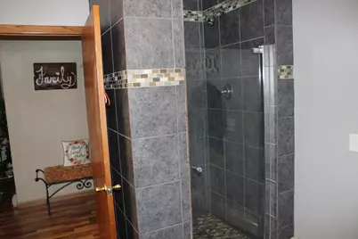 212 Highview Avenue, Shawano, WI 54166 - Photo 7