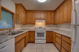 N280 Eastowne Ln, Appleton, WI 54915 - Photo 13