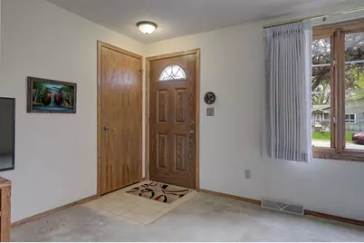 1260 Briarwood Drive, Menasha, WI 54952 - Photo 9