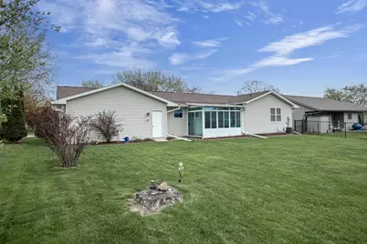 1260 Briarwood Drive, Menasha, WI 54952 - Photo 5