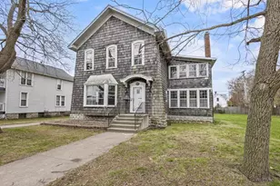 335 1st St, Menominee, MI 49858 - Photo 67