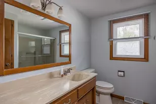 1087 Bethany Pl, Ashwaubenon, WI 54304 - Photo 11
