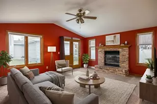 1087 Bethany Pl, Ashwaubenon, WI 54304 - Photo 11