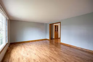 1087 Bethany Pl, Ashwaubenon, WI 54304 - Photo 3
