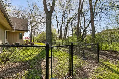 1841 Eagle Drive, Neenah, WI 54956 - Photo 33