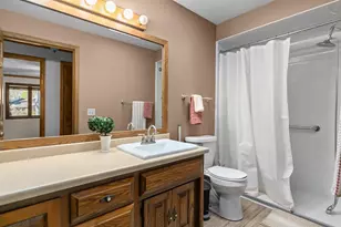 1841 Eagle Dr, Neenah, WI 54956 - Photo 15