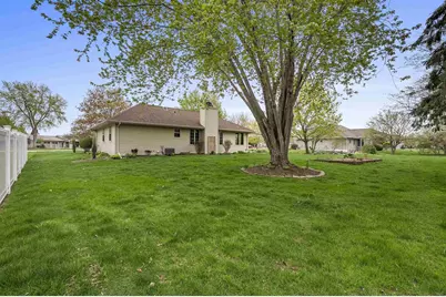 2298 Lost Dauphin Road, De Pere, WI 54115 - Photo 51