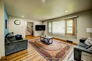 1235 S Westhaven Dr, Oshkosh, WI 54904 - Photo 7