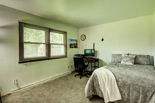 1235 S Westhaven Dr, Oshkosh, WI 54904 - Photo 15