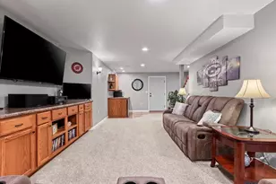N1203 S Creek Dr, Greenville, WI 54942 - Photo 51