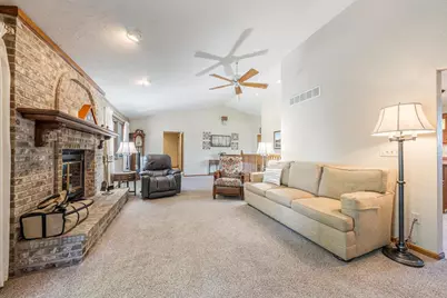 670 5th Avenue, Winneconne, WI 54986 - Photo 9