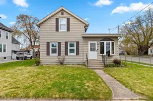 646 1st St, Menasha, WI 54952 - Photo 1