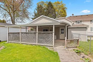 646 W 1st St, Menasha, WI 54952 - Photo 7