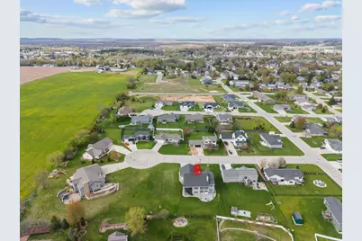 306 Ashtin Way, Hortonville, WI 54944 - Photo 5