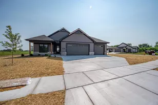 2025 Everett Dr, De Pere, WI 54115 - Photo 47