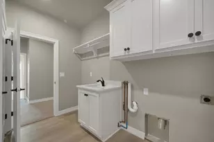 2025 Everett Dr, De Pere, WI 54115 - Photo 31