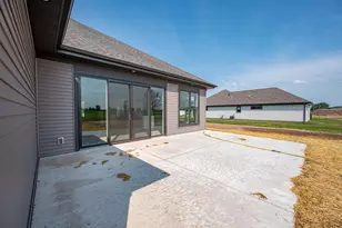 2025 Everett Dr, De Pere, WI 54115 - Photo 39