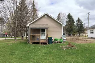 533 Mill St, White Lake, WI 54491 - Photo 3