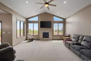 932 Meadowlark Rd, De Pere, WI 54115 - Photo 11