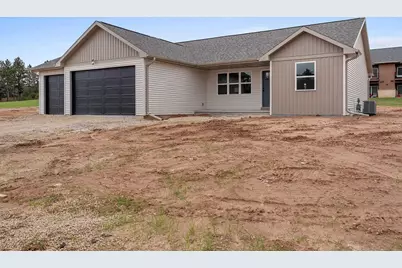 1900 Southland Lane, New London, WI 54961 - Photo 1
