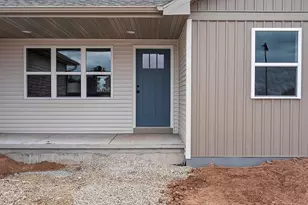 1900 Southland Ln, New London, WI 54961 - Photo 3