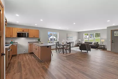1801 Southland Lane, New London, WI 54961 - Photo 3