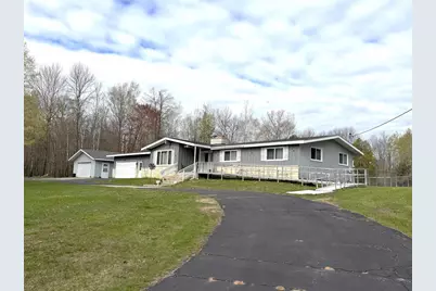 N2813 Bay De Noc Drive, Menominee, MI 49858 - Photo 3