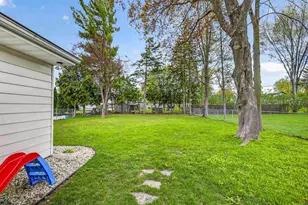 1221 Division St, Green Bay, WI 54303 - Photo 31