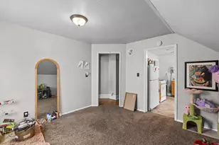 438 W 9th Ave, Oshkosh, WI 54901 - Photo 23