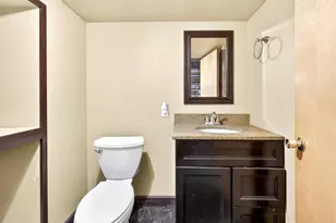 946 4th St, Menasha, WI 54952 - Photo 27