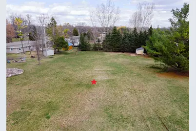 2525 Breezewood Lane, Neenah, WI 54956 - Photo 5
