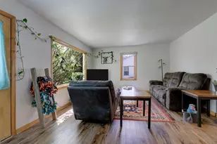 161 Garfield Ave, Clintonville, WI 54929 - Photo 7