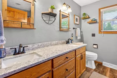 220 East Ridge Street, New London, WI 54961 - Photo 19
